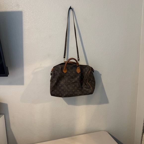 Louis Vuitton Handbags - Louis Vuitton Speedy 35 with Crossbody Strap Monogram Satchel